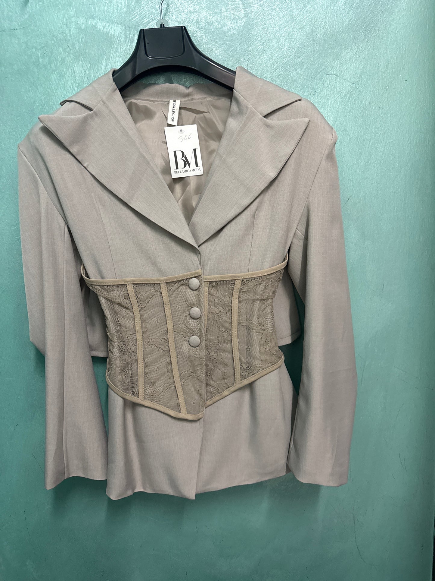 Tailleur shorts
