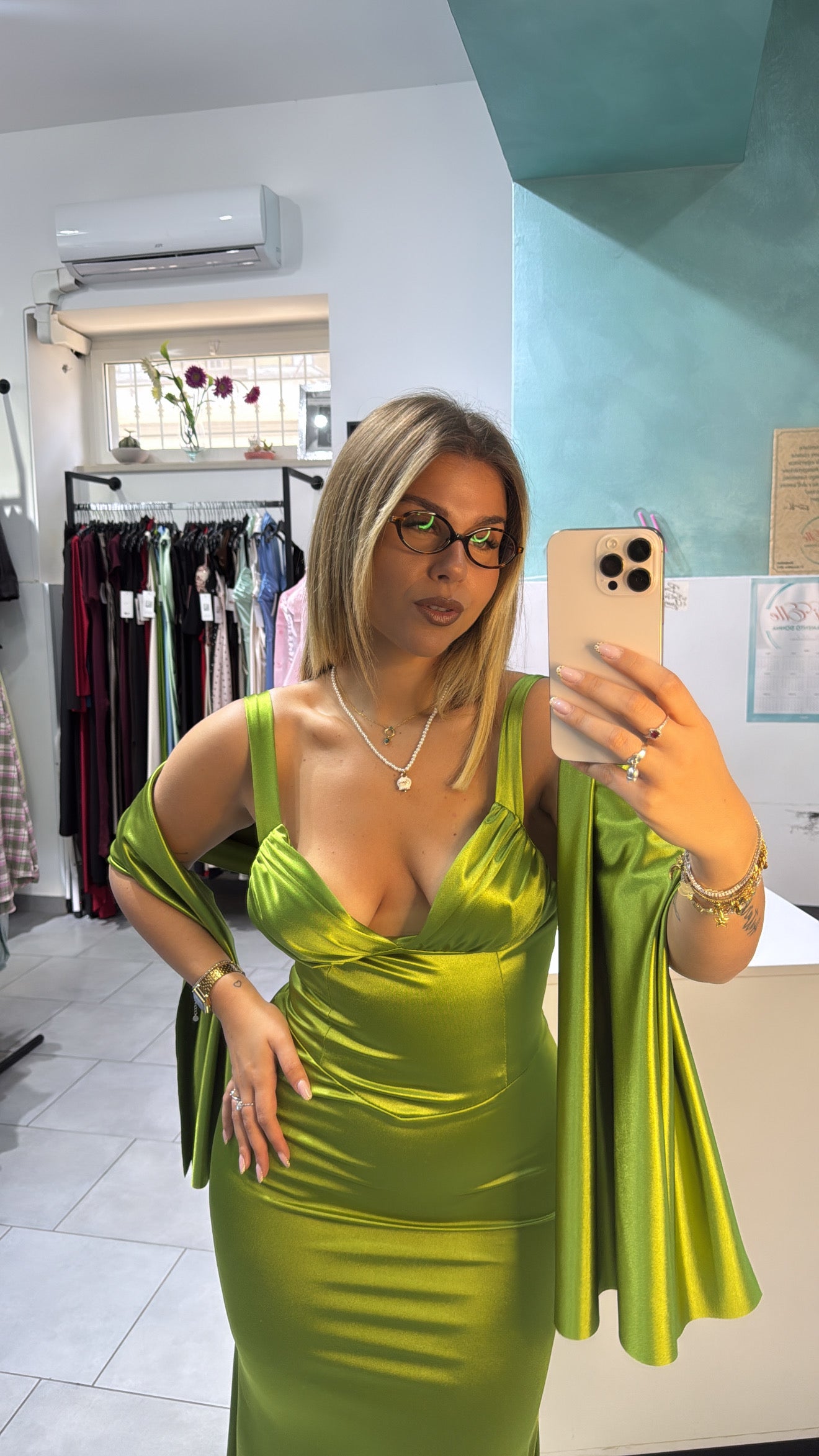 Dress elegance