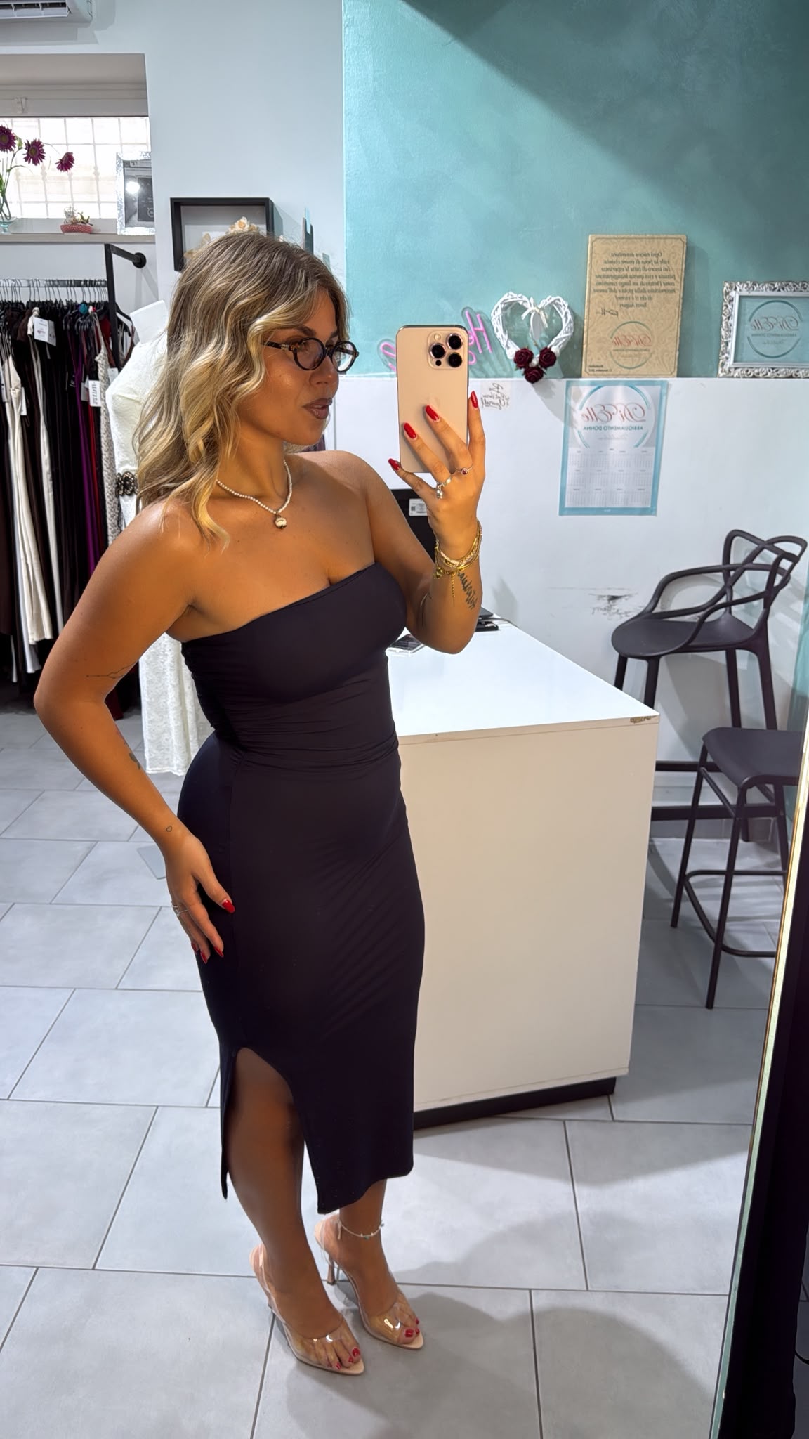 ABITO LUNGO A FASCIA